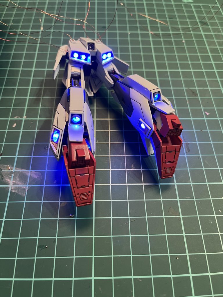 相変わらず配線隠ぺいがうまくいきません(泣