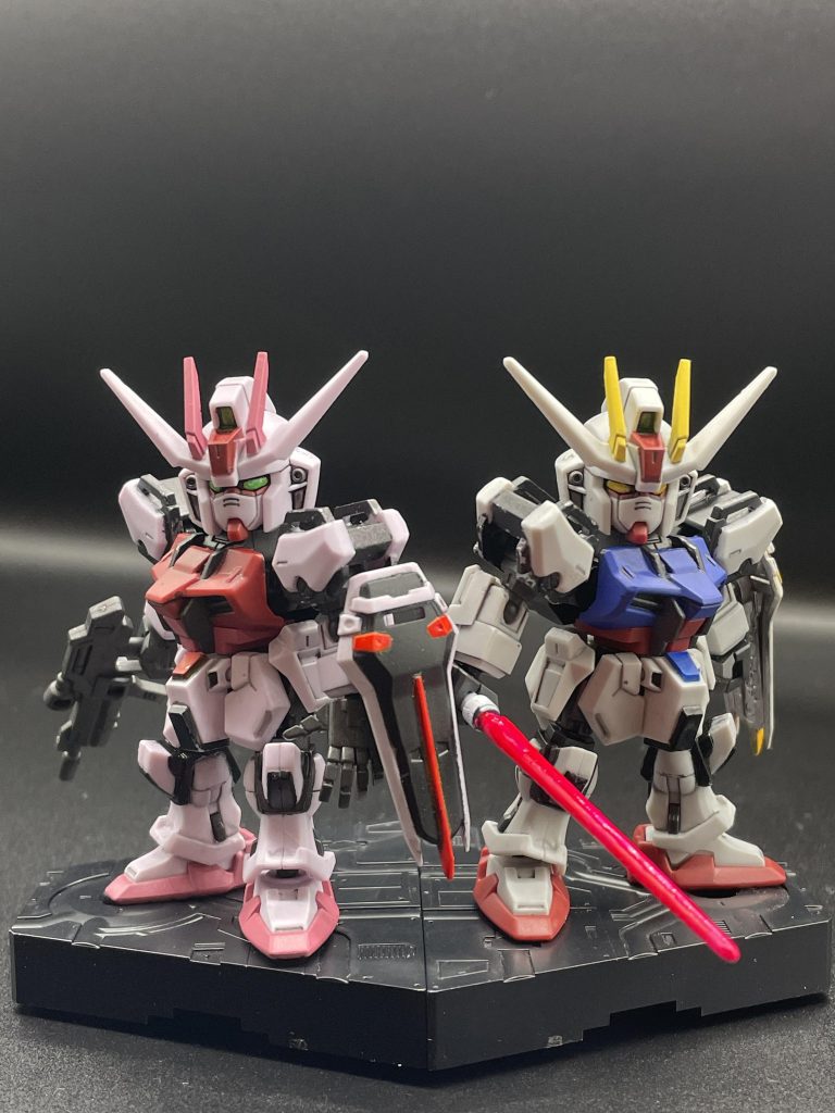 シンプルな装備もたまらなく格好良いです。各種ギミックはアンサンブルに負けますが、シンプルな素体であれば、塗ると化けるのがモビリティの魅力だと思います。