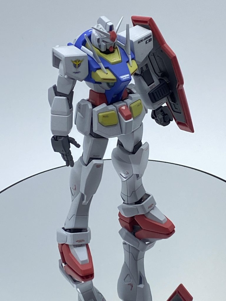 手首だけビルドパーツを使用。手首がニ軸になるので表現の幅が広がります。平手も何だかカッコ良いです。少し大きめだけど。