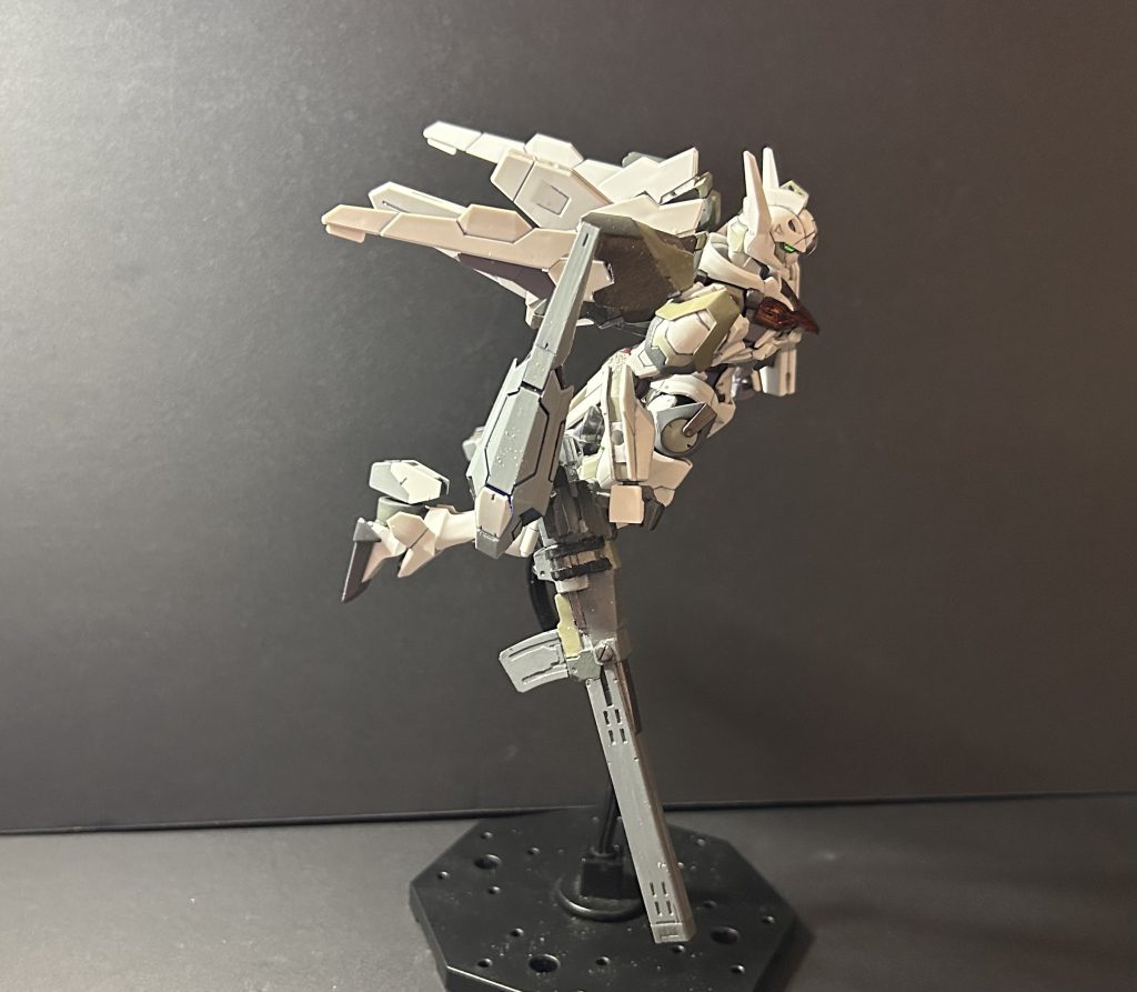 ノーマルのライフルをバックパックにマウント出来ないならとライフルをジャンクパーツで作ってみました。