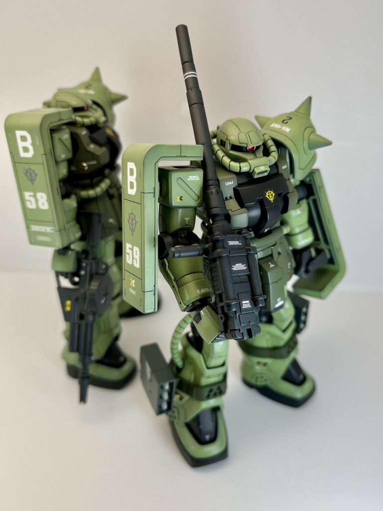 前作と並んで最後までご覧頂きありがとうございました。今回も色々とトラブルを乗り越えて何とか完成しました。マゼラトップ砲を担いだ格好がとても好きでして。このためだけにガルマザクを買ったりします。まだまだ作成途中の機体が何体かありますので鋭意製作していきたいと考えていますので、次回もご覧ください。