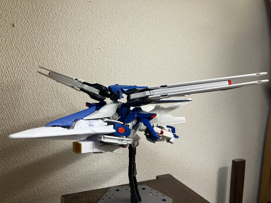 可変させてみました簡素な可変機構ではありますが少しでもオリジナル感を出したかったので少しだけアレンジを入れました