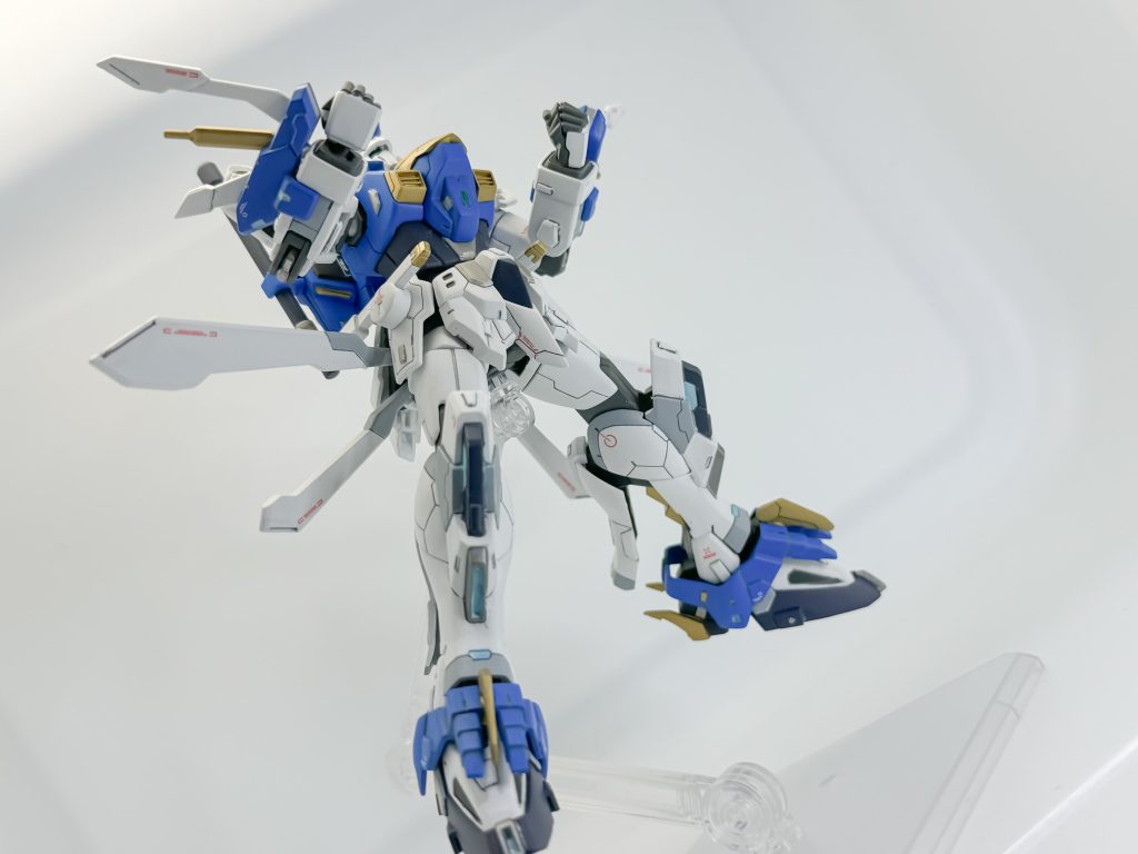 ハイブレイジングガンダム–3枚目/制作者：Masanori Nakamoto