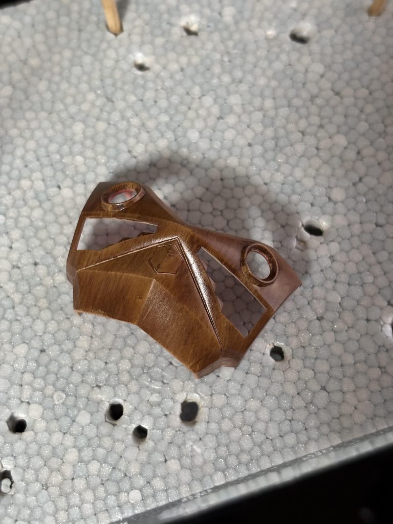 木目塗装の練習を重ね、かなり自分でも納得のいくものなっていきました…