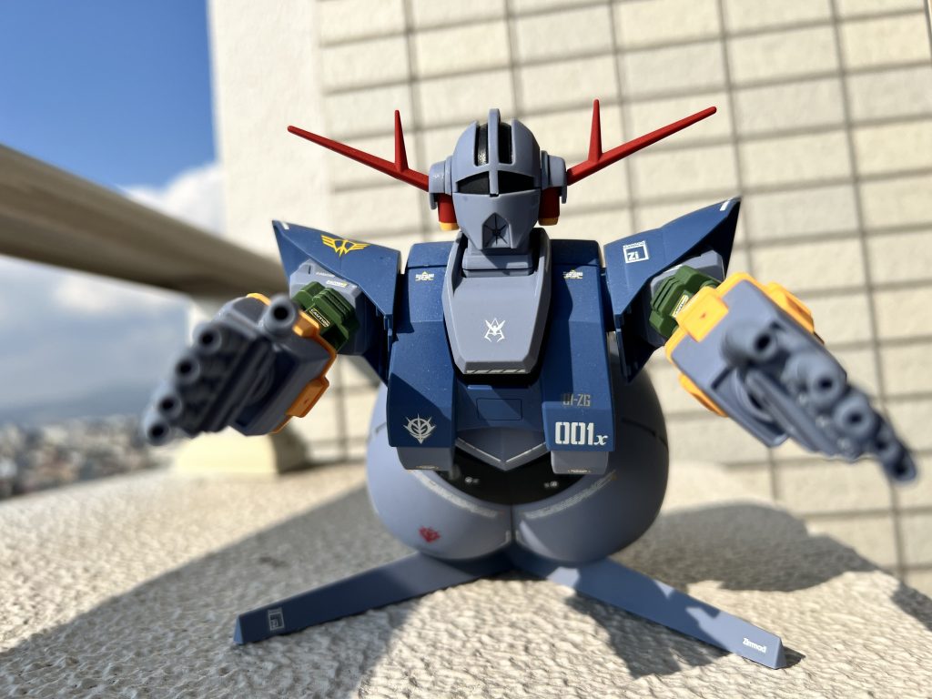 このキットの可動はこのポーズの為なのです。