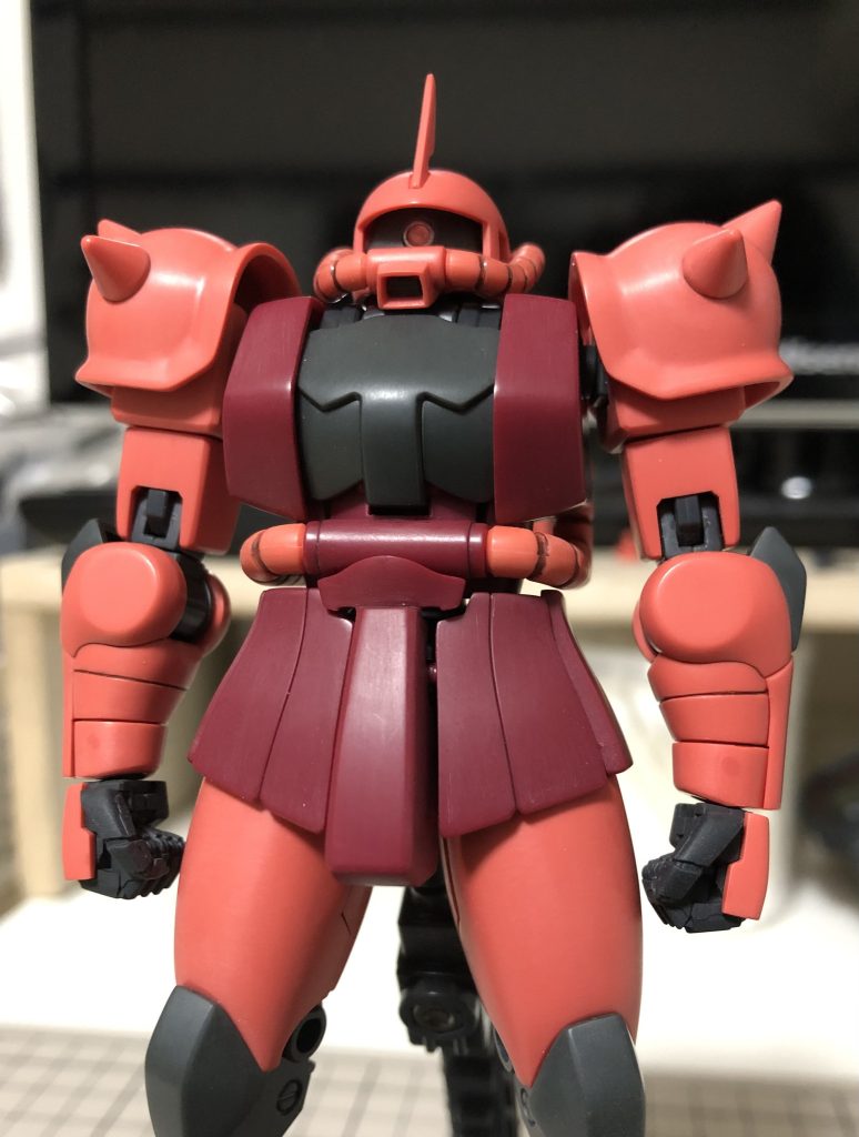 今回製作するにあたって是非やって見たかった事が有りまして、それが肩のトゲショルダーのW使用です😙たまたま中古の完成済みの同型のモデルを入手出来為、早速やってみました✨結構お気に入りです🤩