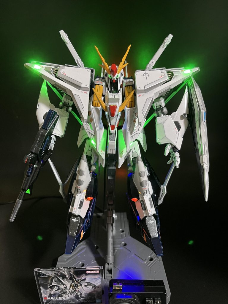 正面ちょっとスジボリしてみました