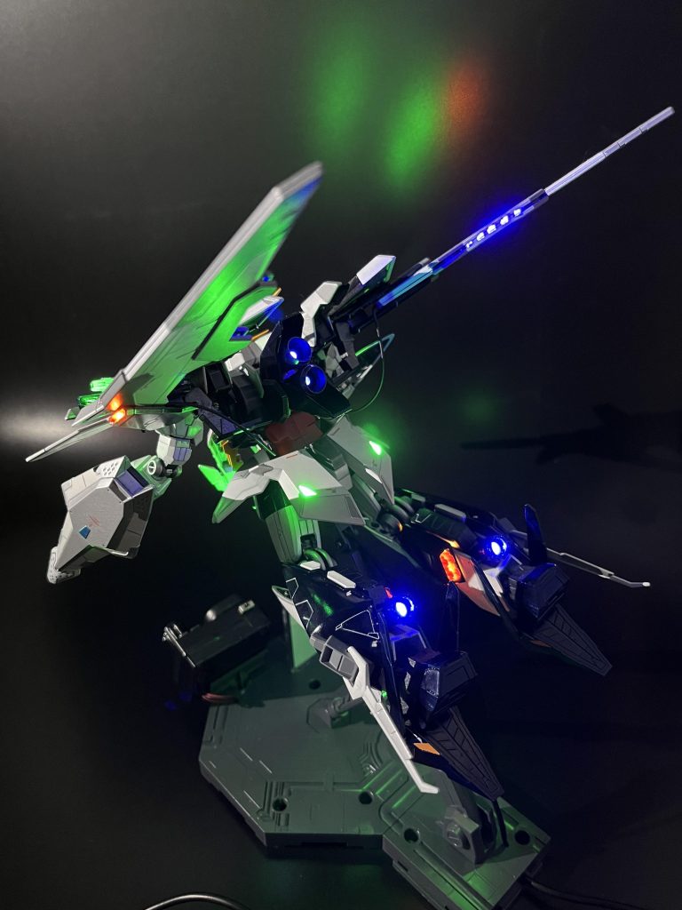 フライトフォーム背面美しい…