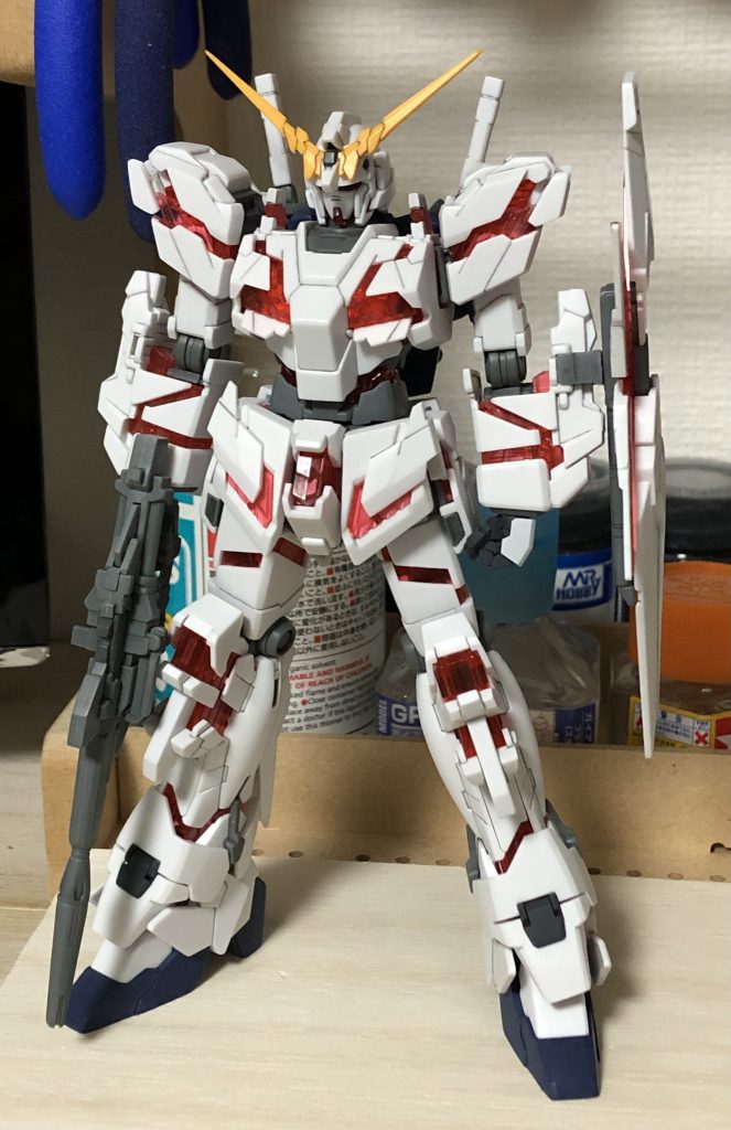 シールドとビームマグナムもしっかり作製しました。ビームマグナムはモナカタイプの張り合わせ仕様の為、非常に厄介でした😣