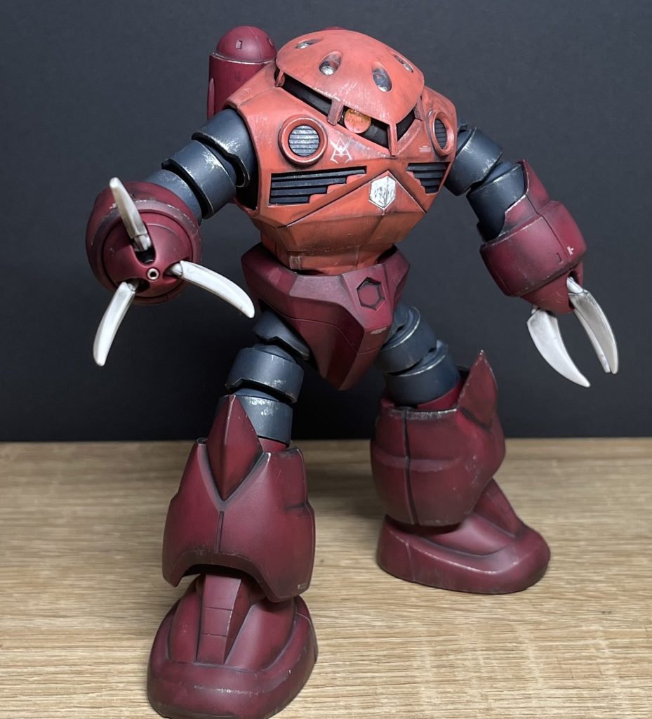 主にウェザリングカラーで汚してます