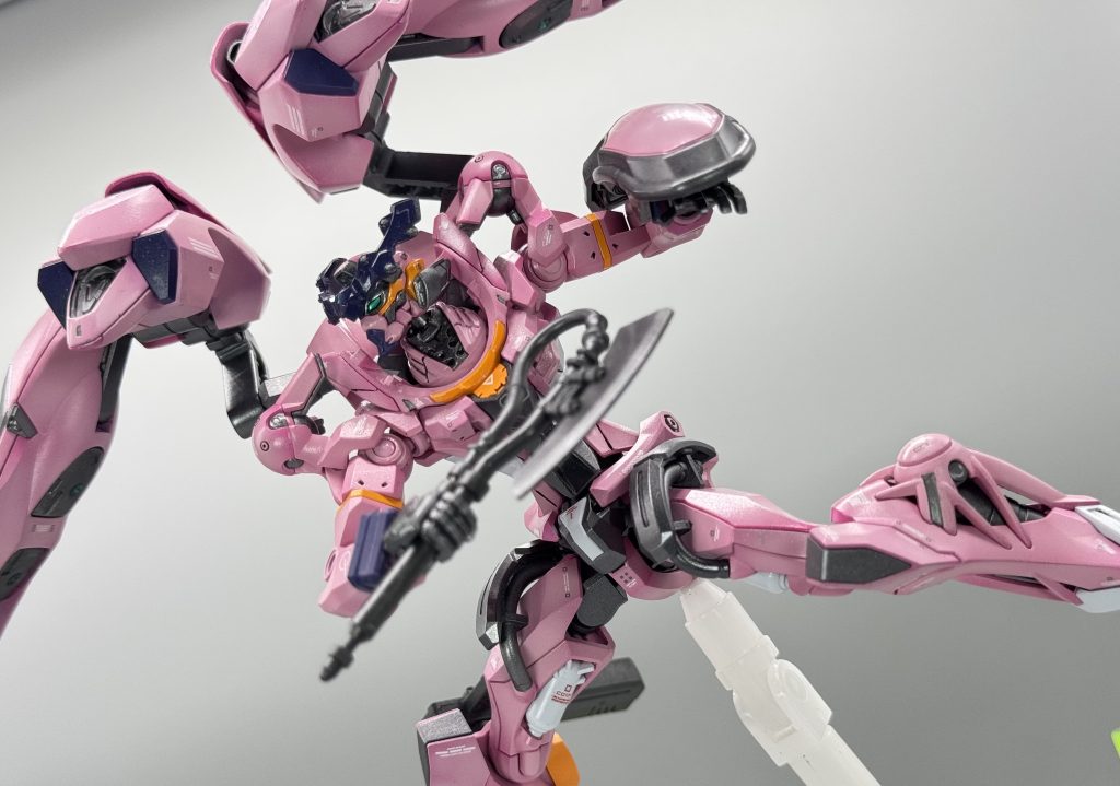 最後はおまけで作ったアンテナ展開状態とヒートホークです。半年ぶり位のガンプラ制作でしたが元のキットがとにかく良くて楽しく作れました〜!別の改造案も思いついてるので機会があったらもう一体買って制作したいですね!