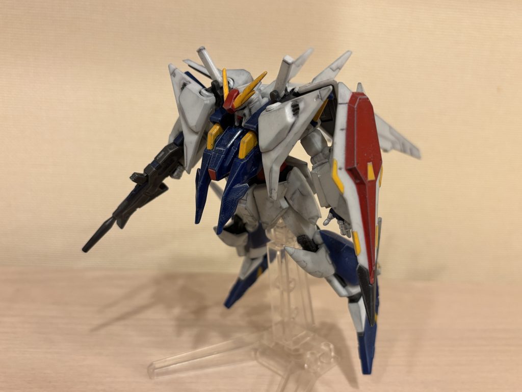 クスィーはアクションさせなくてもカッコいいです。