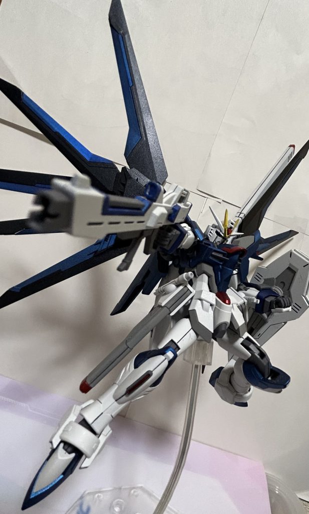 フリーダムってウイング広げてるポーズ似合いますよね