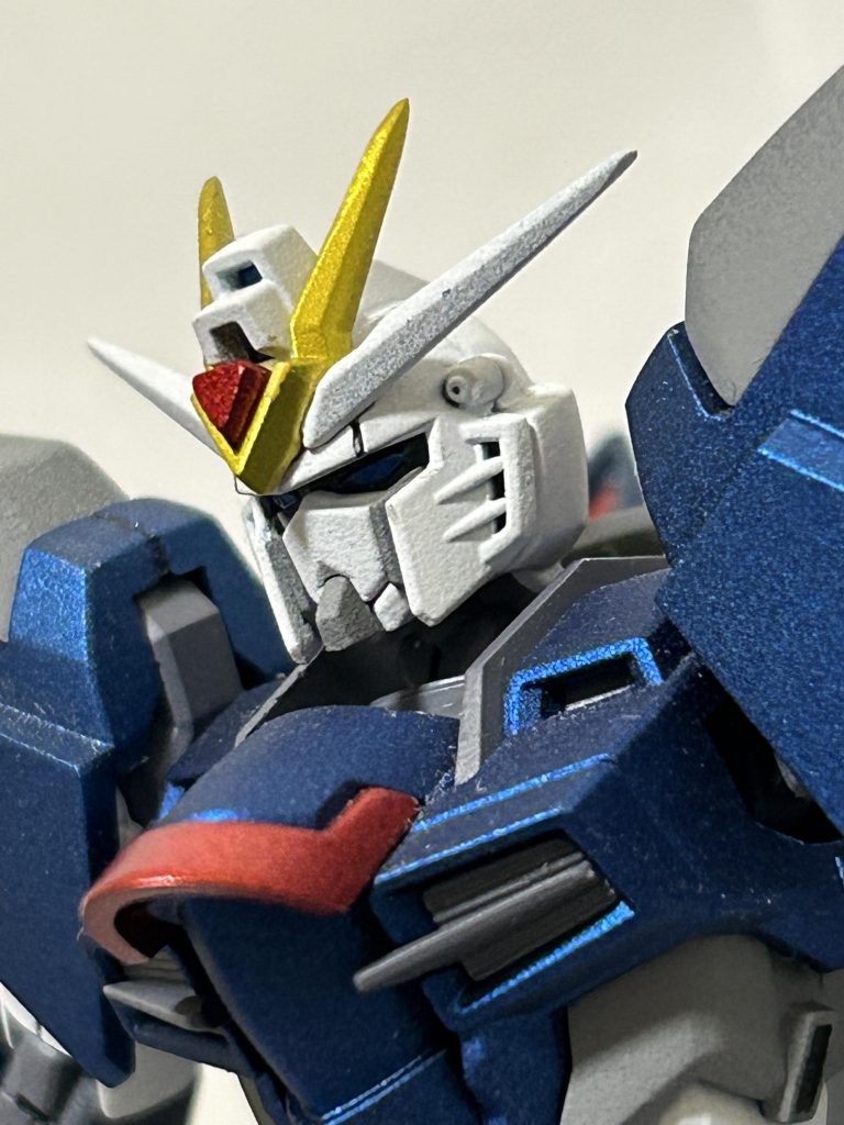 アップにしてみると雑なのがわかっちゃいますね(gundam-kao10)