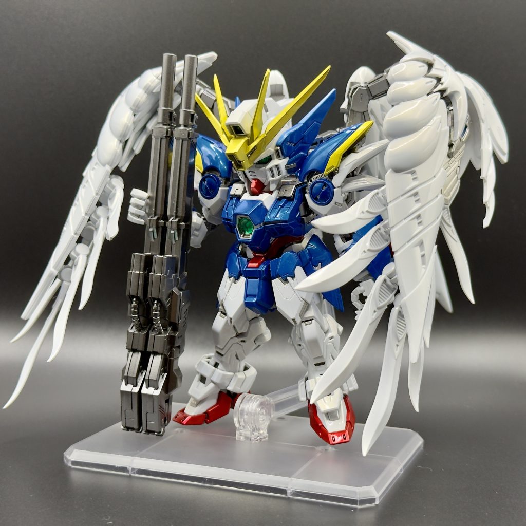 というわけで今回はMGSD ウイングガンダムゼロEWでした。長々と読んでいただきありがとうございました。次回は、、、何にしようかな、、お楽しみに!!