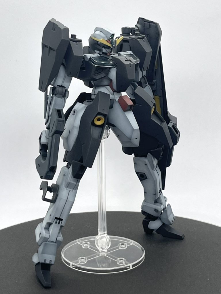 さらに外すことでリペアIにできます。ロウジが改修した際の初期の状態です。武器はGNDガン2丁、GNDシールドのみです。