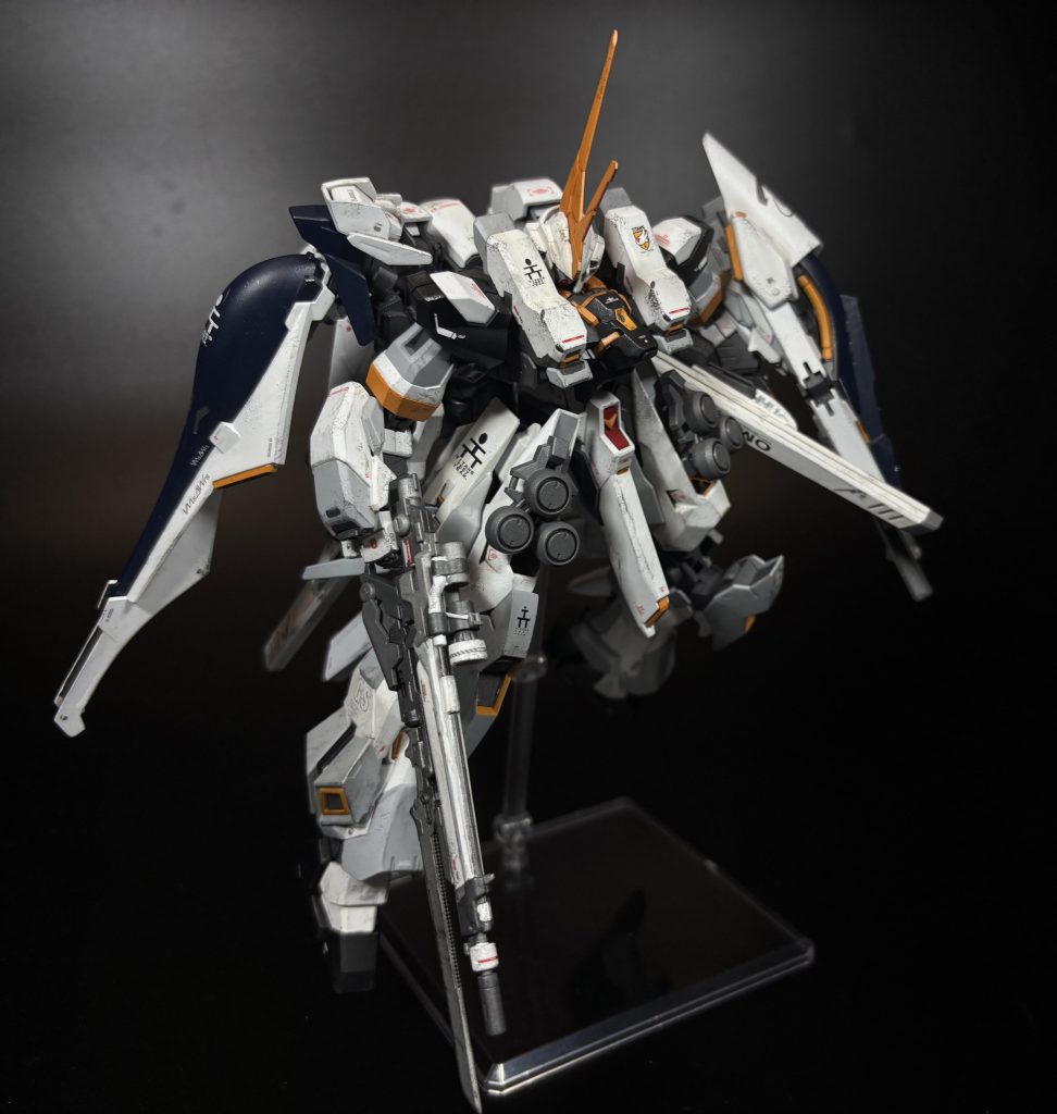 [V.S.B.R.]腰部に搭載される可変速ビームライフル。まるいるかの好みにより専用機にはほぼ必ず搭載される武装の一つである。