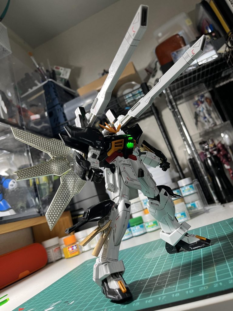 リフレクターにはガンダムマーカーの月光蝶ホロシルバーを使ってますが写真だと分かりにくいですね…ただすごく綺麗です!