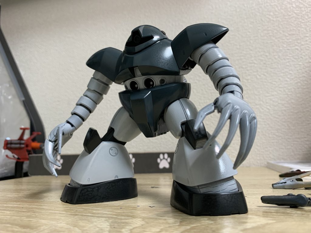 基本塗装終了し、ファレホのグロスバーニッシュでコートしたところです。