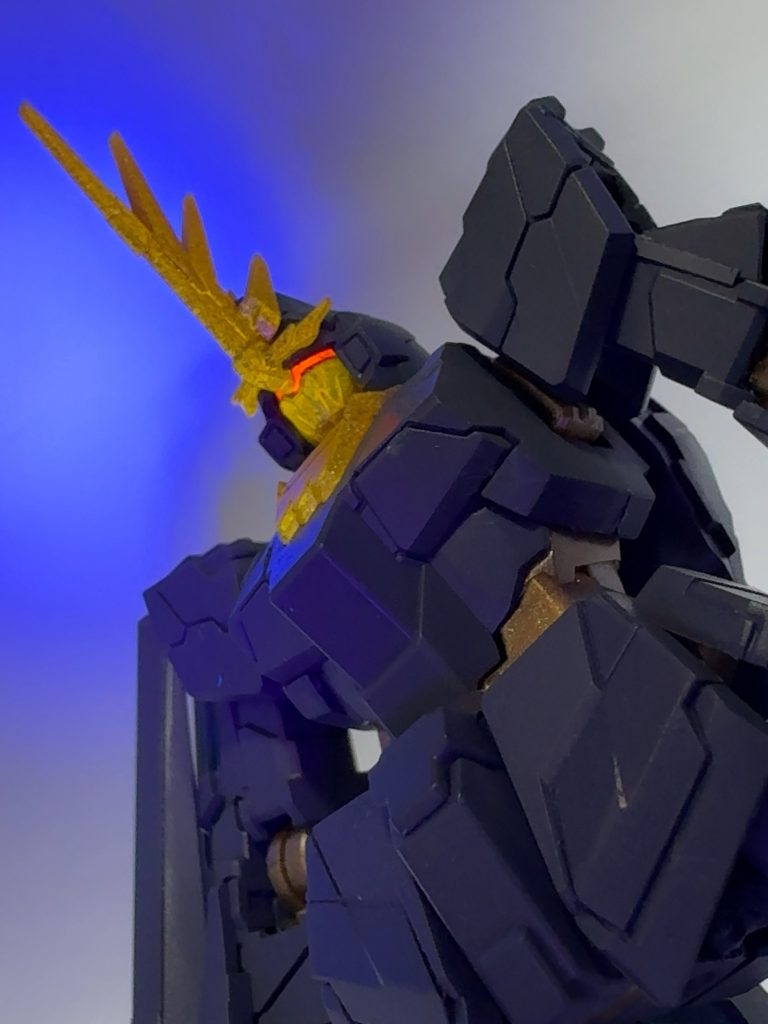 目元は蛍光オレンジ🍊サクッと楽しく塗装出来ました🎨|◜ω◝ )