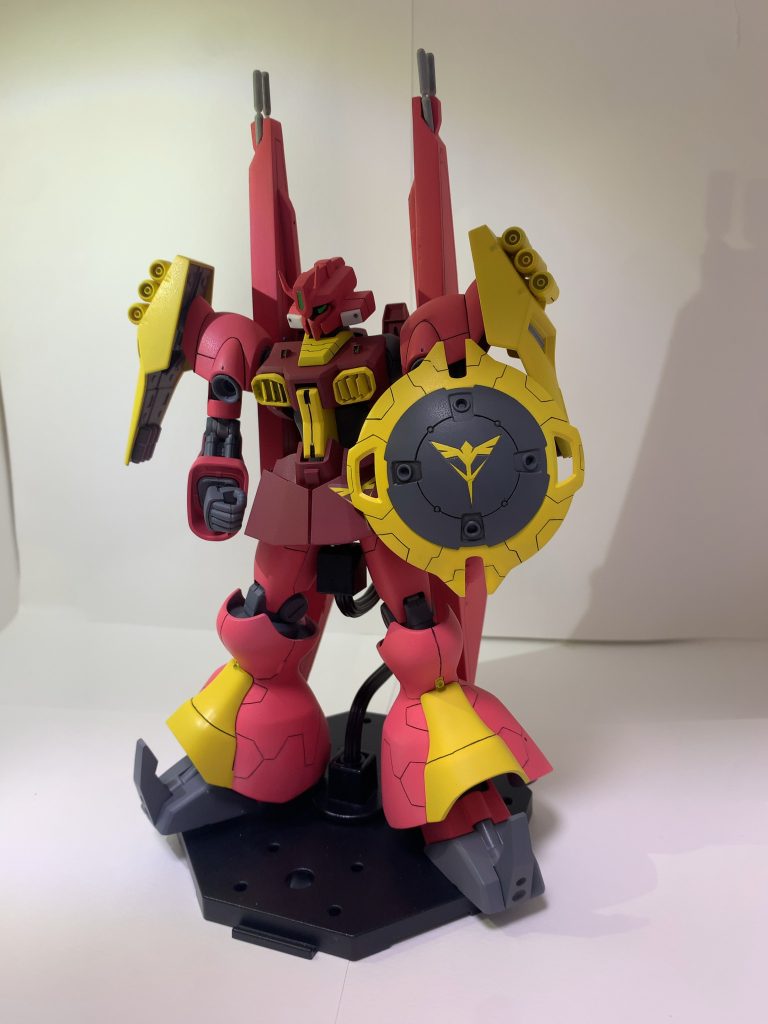 最初はヤクトドーガとディジェとシュツルムディアスのミキシングですぐ終わるやろと思っていたんですが、ヤクトドーガ以外手に入らず、四肢以外はスクラッチする羽目になりました。まじでいつでも欲しいキットが買える時代を返してくれーー!