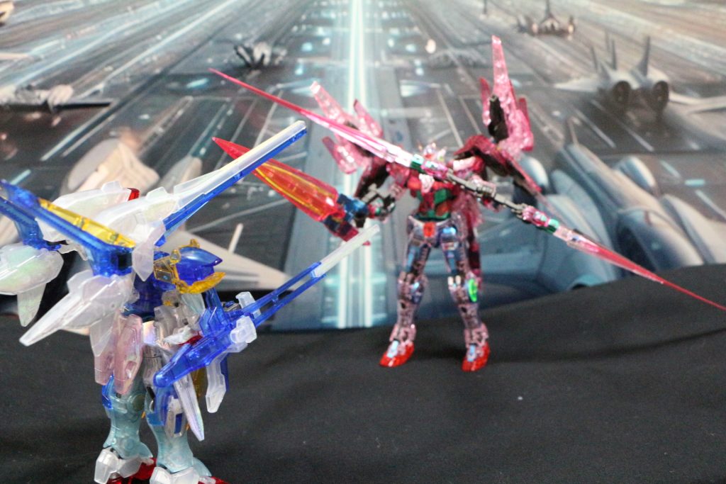 ピントも難しい近くにピントがあると、遠くはだめだし。。。