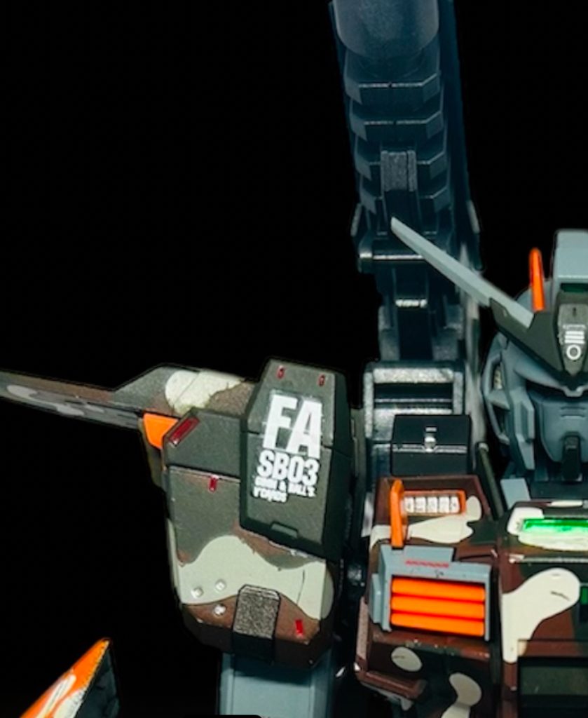 MGヴァーチェを作ろうと箱を開けたのですが、あまりの物量にソッと箱を閉めました。横にあったストームブリンガー、ヴァーチェに比べたら全然‥それでもランナー数は中々でした。ご覧いただきありがとうございました😊