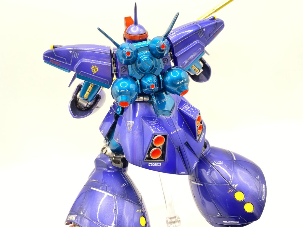 今回も特にいじってません。波平ヘアをゴン太延長したくらいでストレート組みです。ドム系にツノは似合わないかと思っていましたが、なかなかどうよ良い感じです(゚∀゚)    まあ、好き嫌いはハッキリと分かれる思いますが…