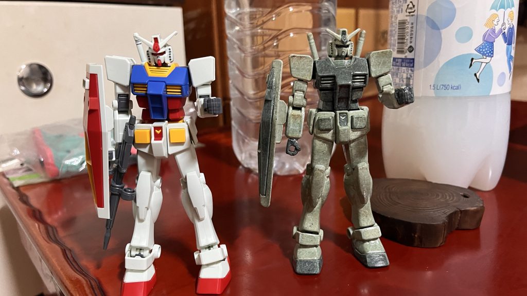 基本組立状態のガンダムと比較