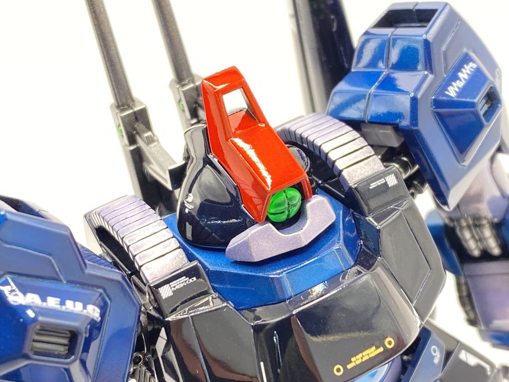 ちょっとディテールアップ、スジ彫り追加した程度のストレート組み