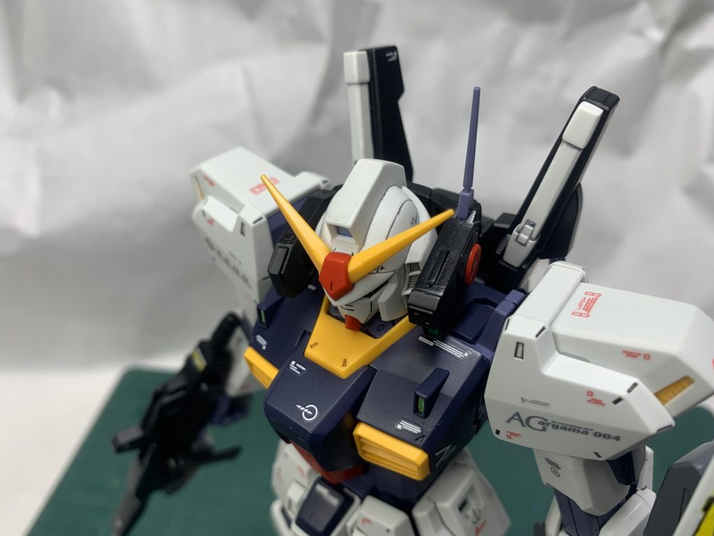 頭、バルカンポッド、ライフルの合わせ目処理