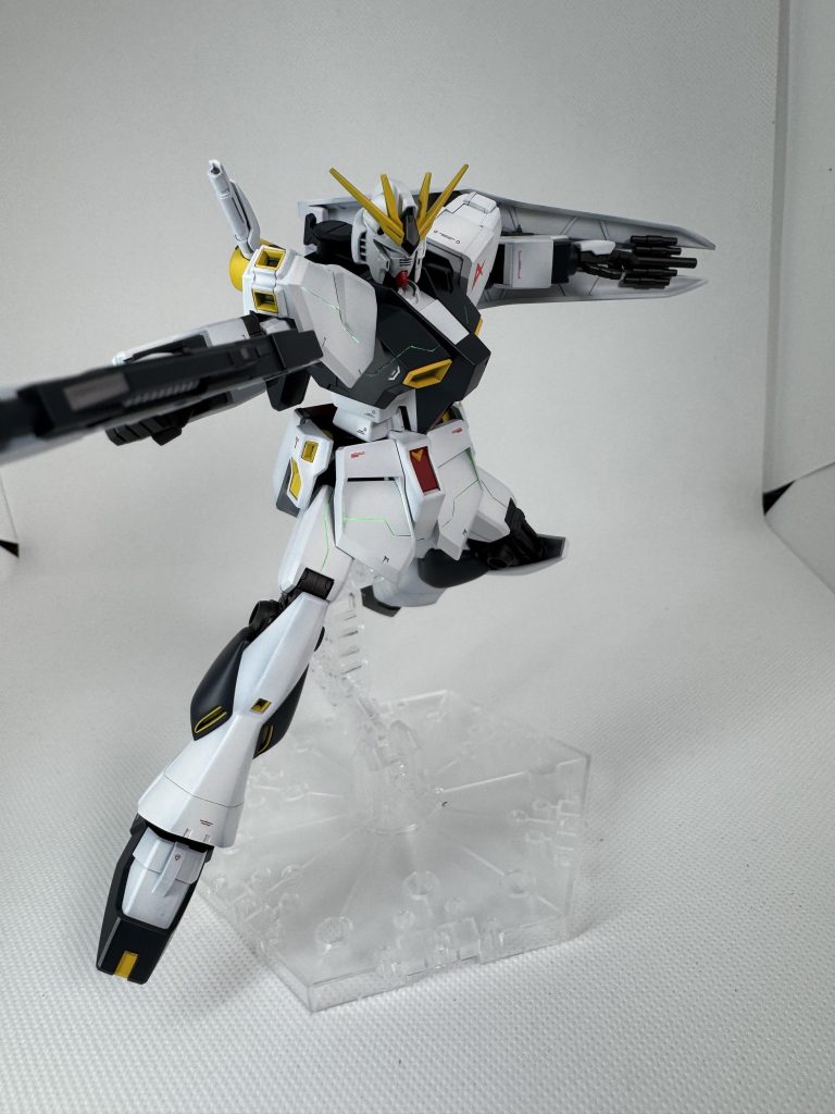 νガンダム–2枚目/制作者：mt.kuro