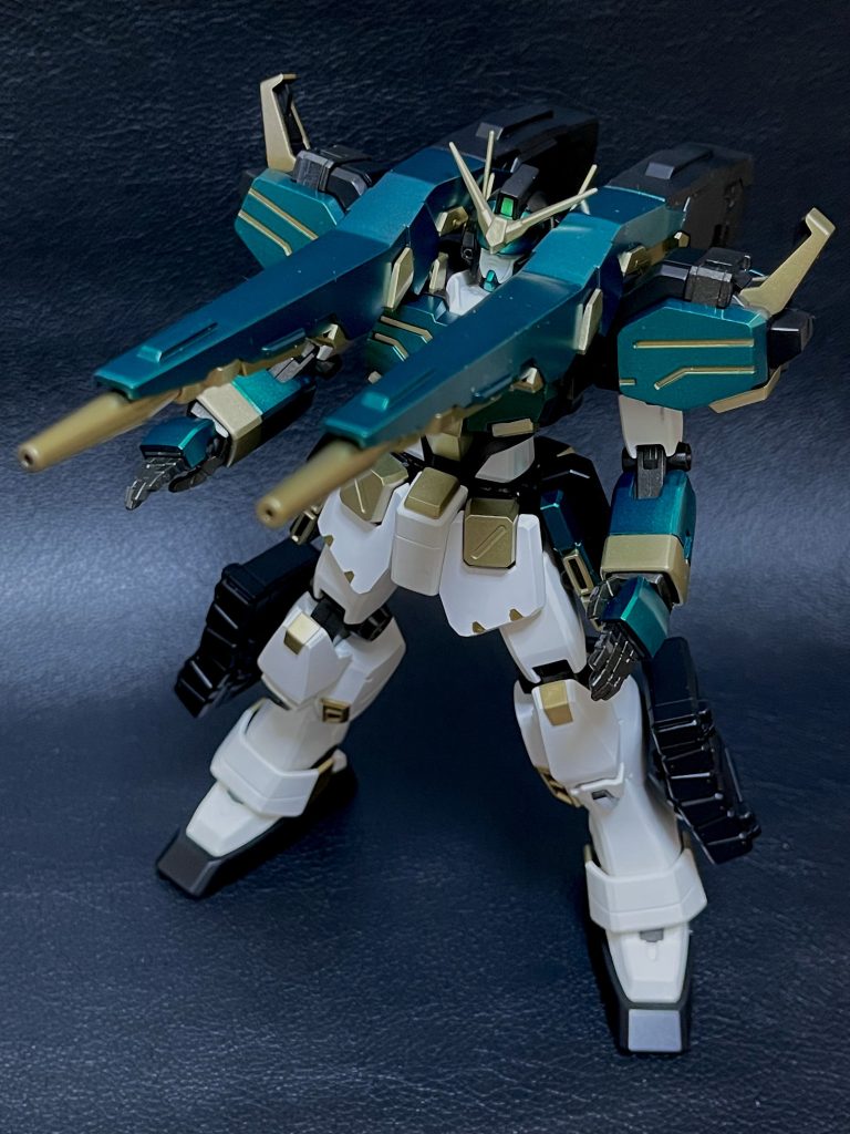 その③:超エネルギー射程砲「プレシジョン」フルチャージ時間が少々長めだが、Wのツインバスターライフルより強力な攻撃が可能。