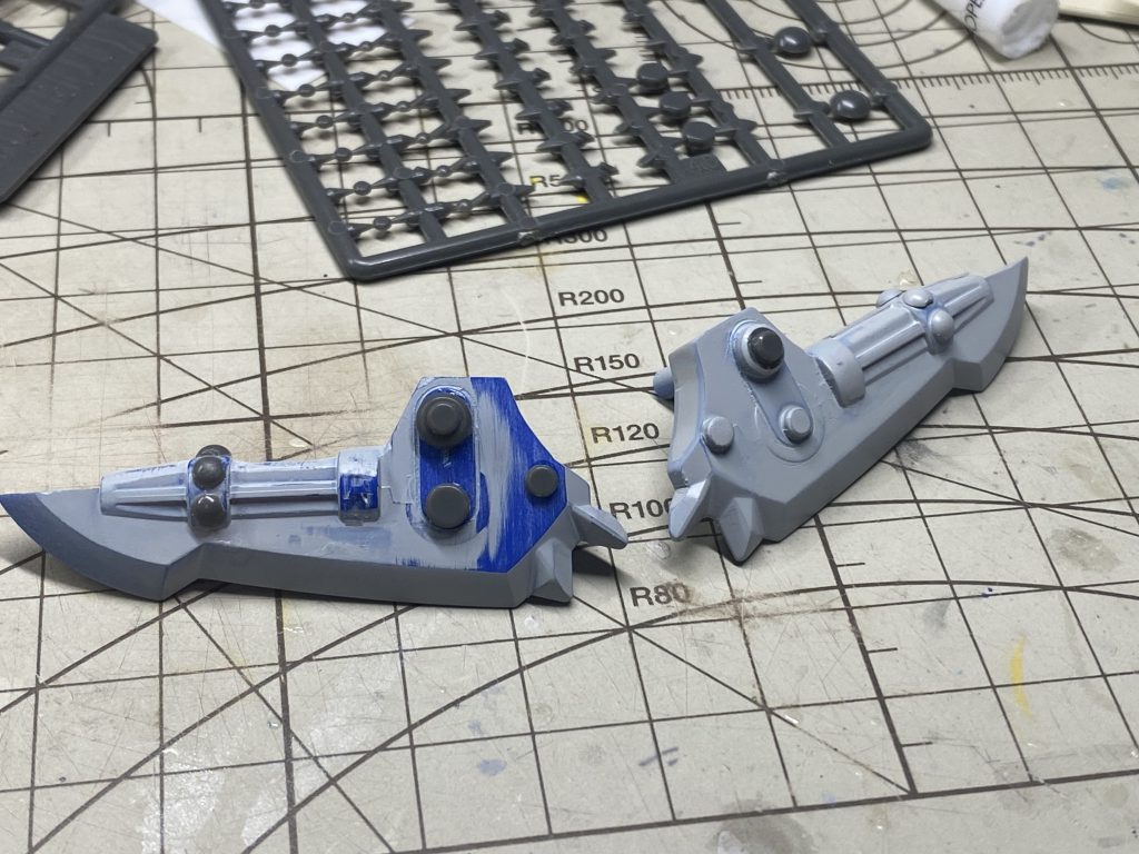 LGBB烈光頑駄無–4枚目/制作者:新谷飛鳥