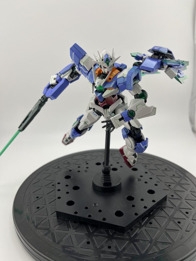 スミ入れは緑で💡一応パールグリーンで仕上げているのですが。。わからんなぁ🤔