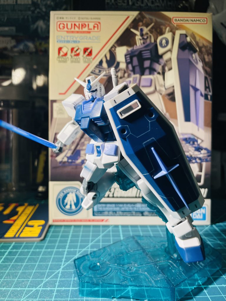 HG Hi-νガンダムのビームサーベルエフェクトがよく似合います。
