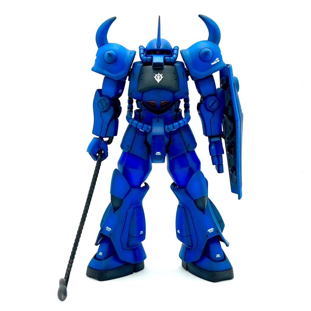 「もも」を「太もも」にしてあります。頭部の合わせ目部分を1mmほど削って上下に潰してあります。肩の位置を1mmほど上げてあります。以上。