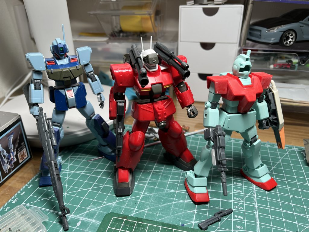 3機ともパチ組当初はジムをそのまま使用する予定でした。