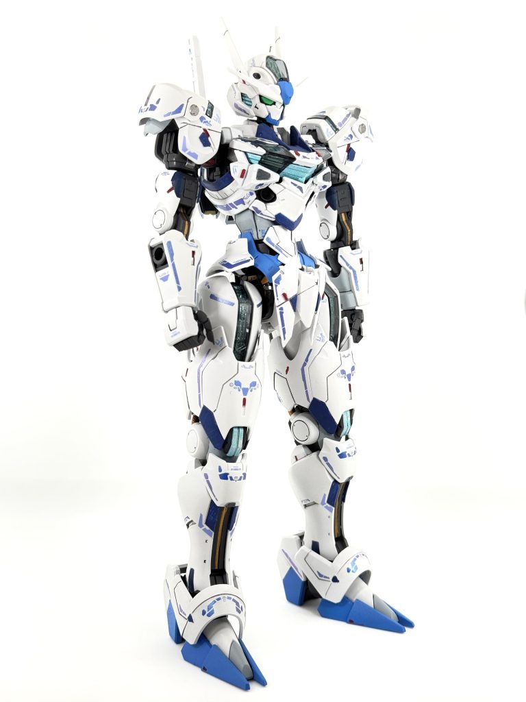 大きな改造は無しです。3箇所ほどスジ彫り追加して、ディテールアップパーツを少し追加しました。