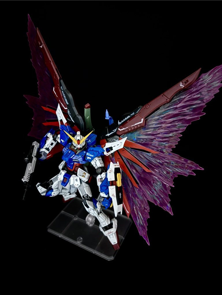 RGデスティニーガンダム–3枚目/制作者：ジュヌ