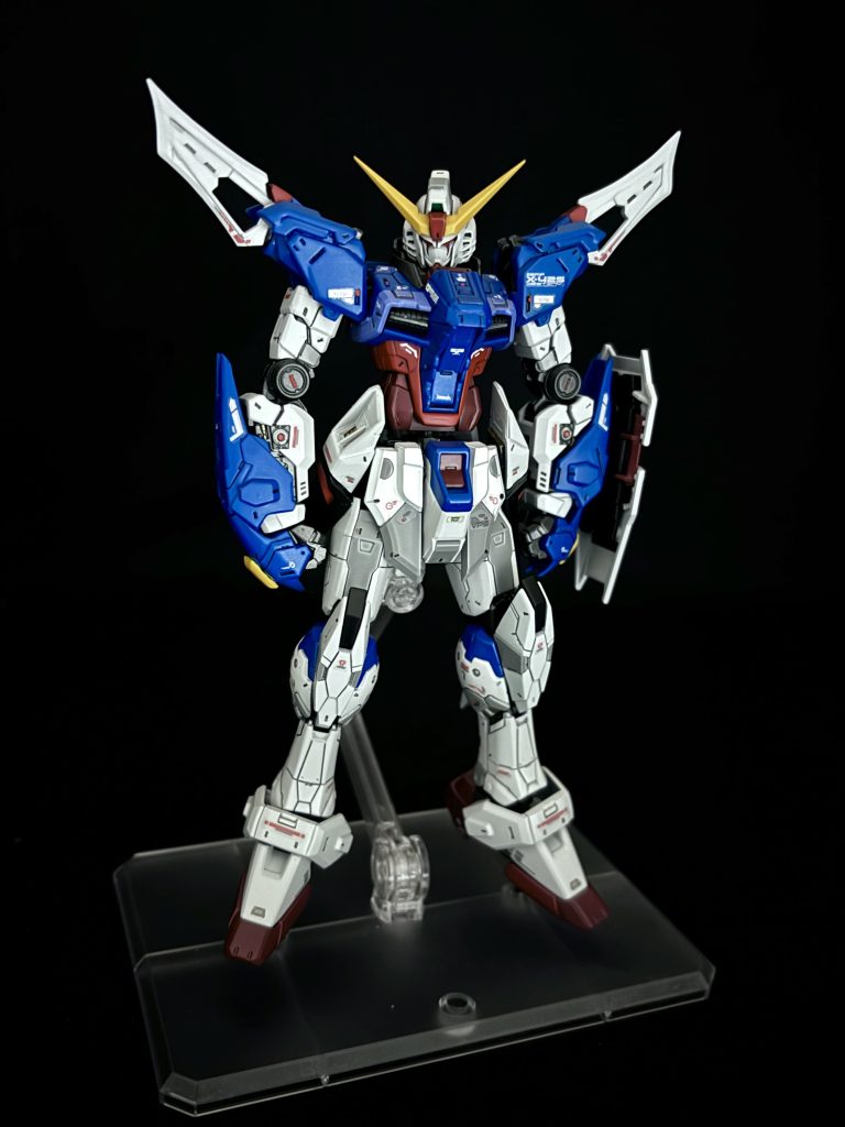 ウィング無しだと違うガンダムに見える