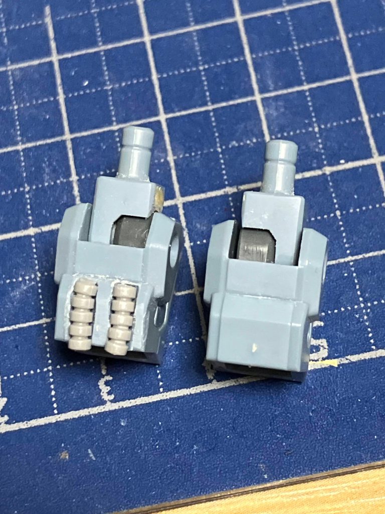 腕はSDデルタプラスから採用!動力パイプは必須なのでビルダーズパーツの動力パイプの軸を。