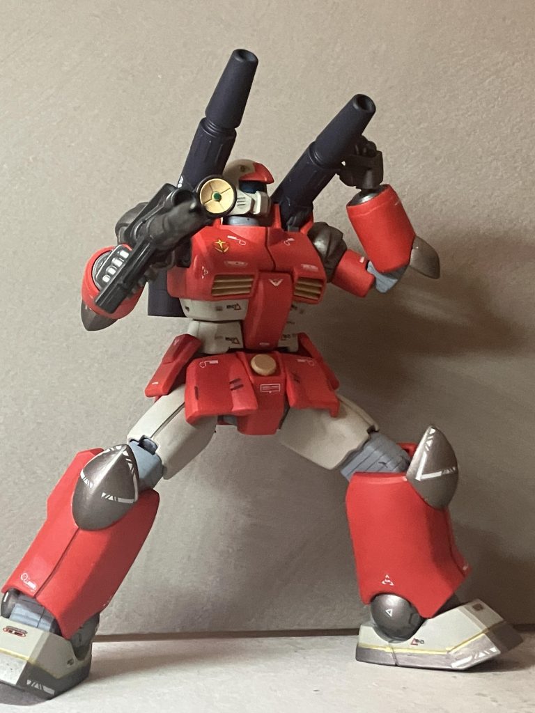 水転写デカールは水に漬ける時間がメーカーでまちまちだったり、剥がす時に切れたりがありますが、このステッカーはそれらがないので、かなりお手軽に使えるのではないかと思いました☺️ ただ種類がないのと、たまたま見つけたお店以外で見かけた事がないのが難点ですかね💦