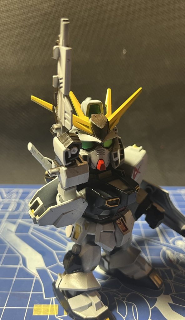 ガンダムのラストシューティングが有名過ぎて色んなガンダムのゲームでνガンダムの必殺技もラストシューティングが多いですね😆