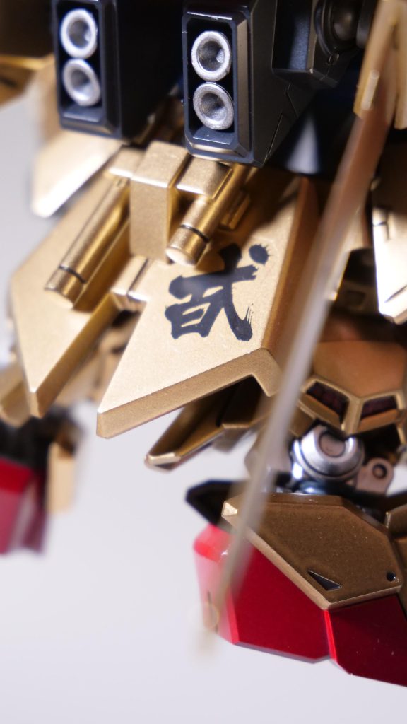 リアスカートにはチラリとオリデカ