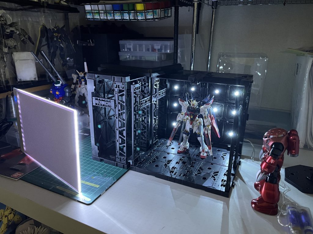 トレースボードは横においても光の角度や量を調整できるので便利です🥰