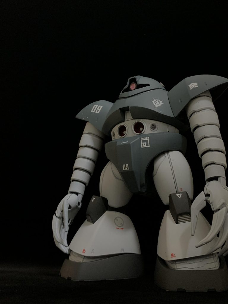 09のデカールは小隊番号のつもりです。なぜか異様に余っていたので使ってみました。左肩の階級マークは曹長です。