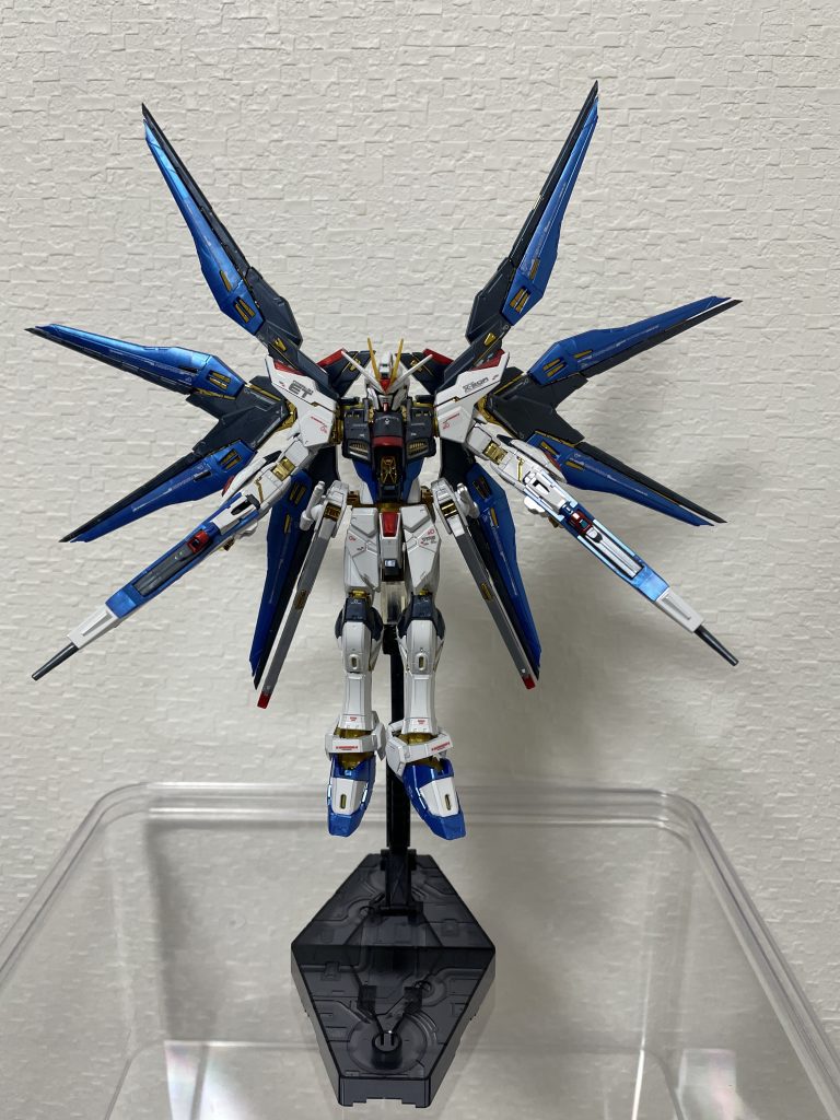 RG ストライクフリーダムガンダム　チタニウムフィニッシュ