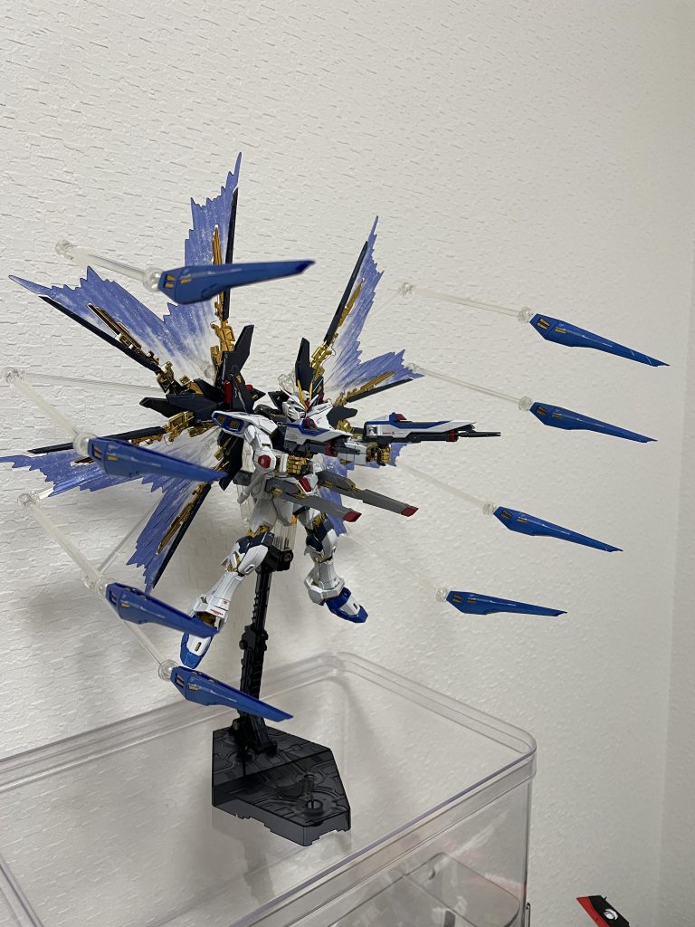 私の心も折れそうでしたが、見た目の美しさはかなり良いキットなので、ひとまず自分的には満足です。