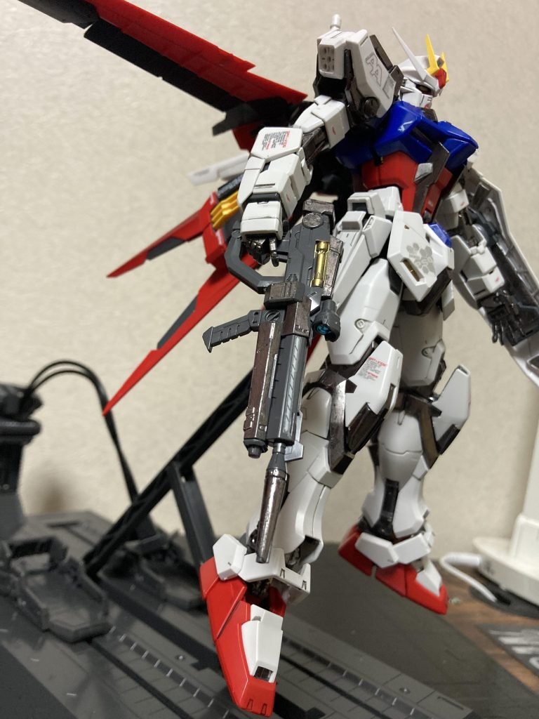 やっぱりストライクガンダムが好き–5枚目/制作者：hiroaki9004